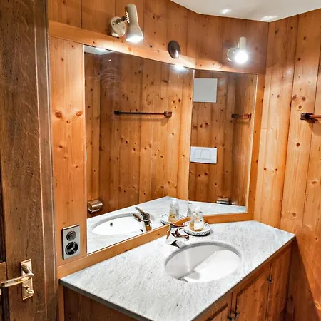 Chesa Cromer - Celerina Apartment *