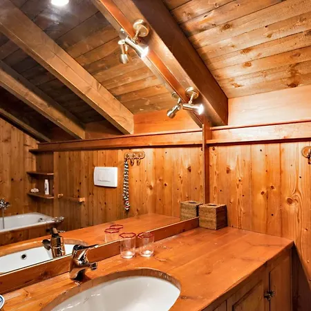 Chesa Cromer - Celerina Apartment *